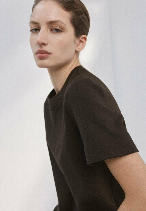 Mango Basic T-shirt - brown