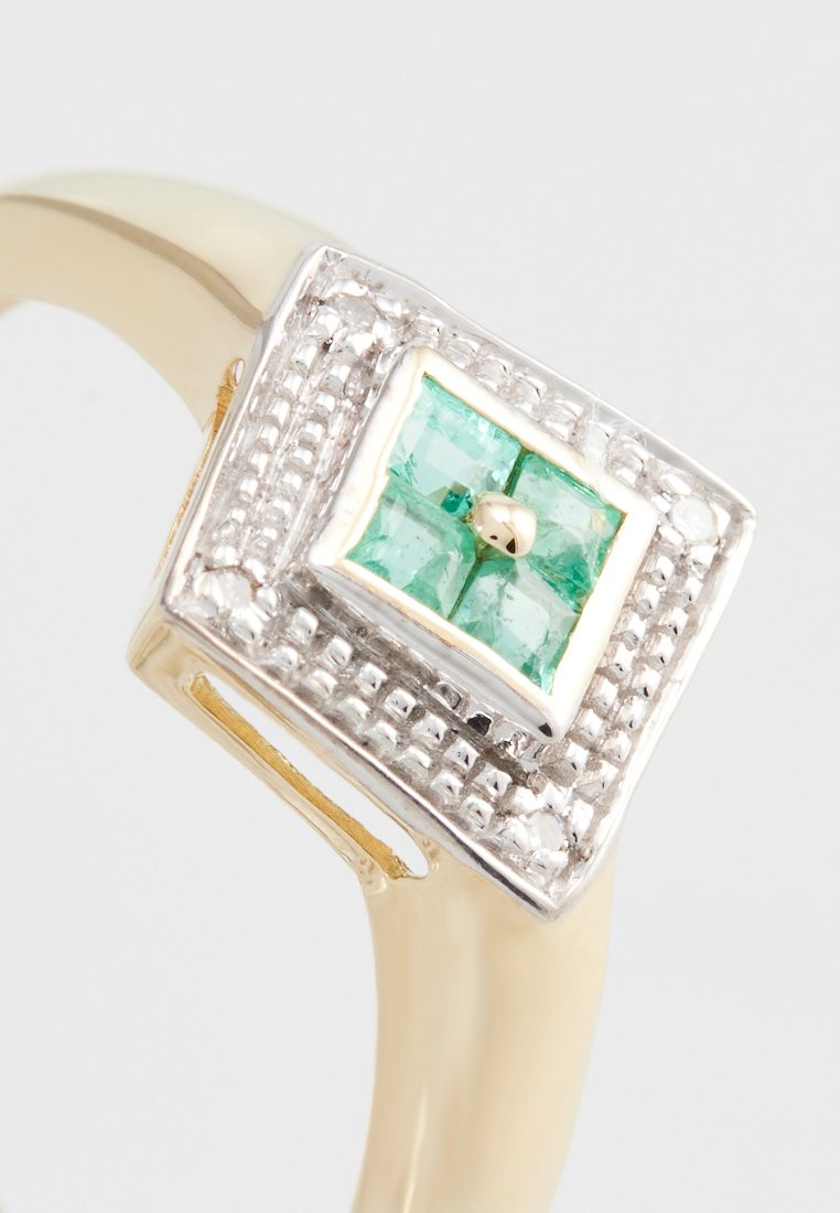 Art Deco 0,02 CT. DIAMOND