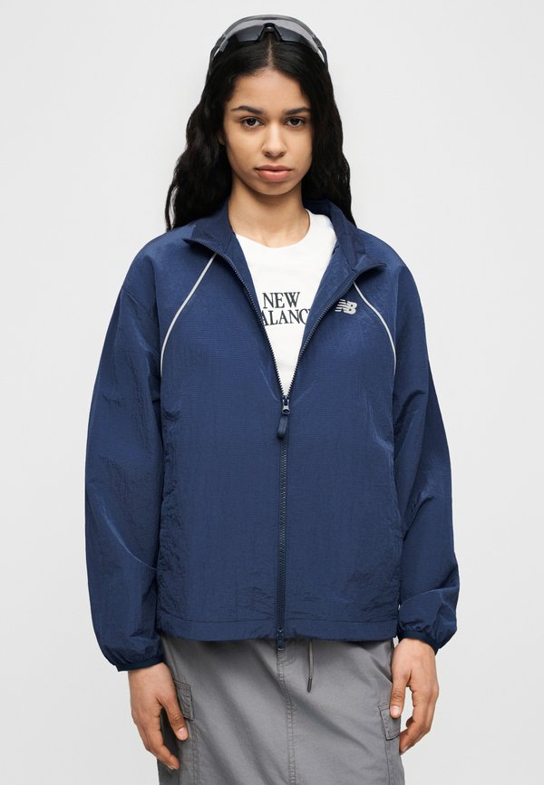 New Balance SPORT LEGACY JACKET