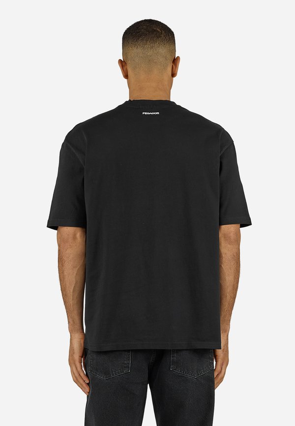 Pegador MARIBO OVERSIZED TEE