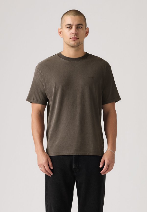 Levi's® VINTAGE TEE - Basic T-shirt - garment dye coffee