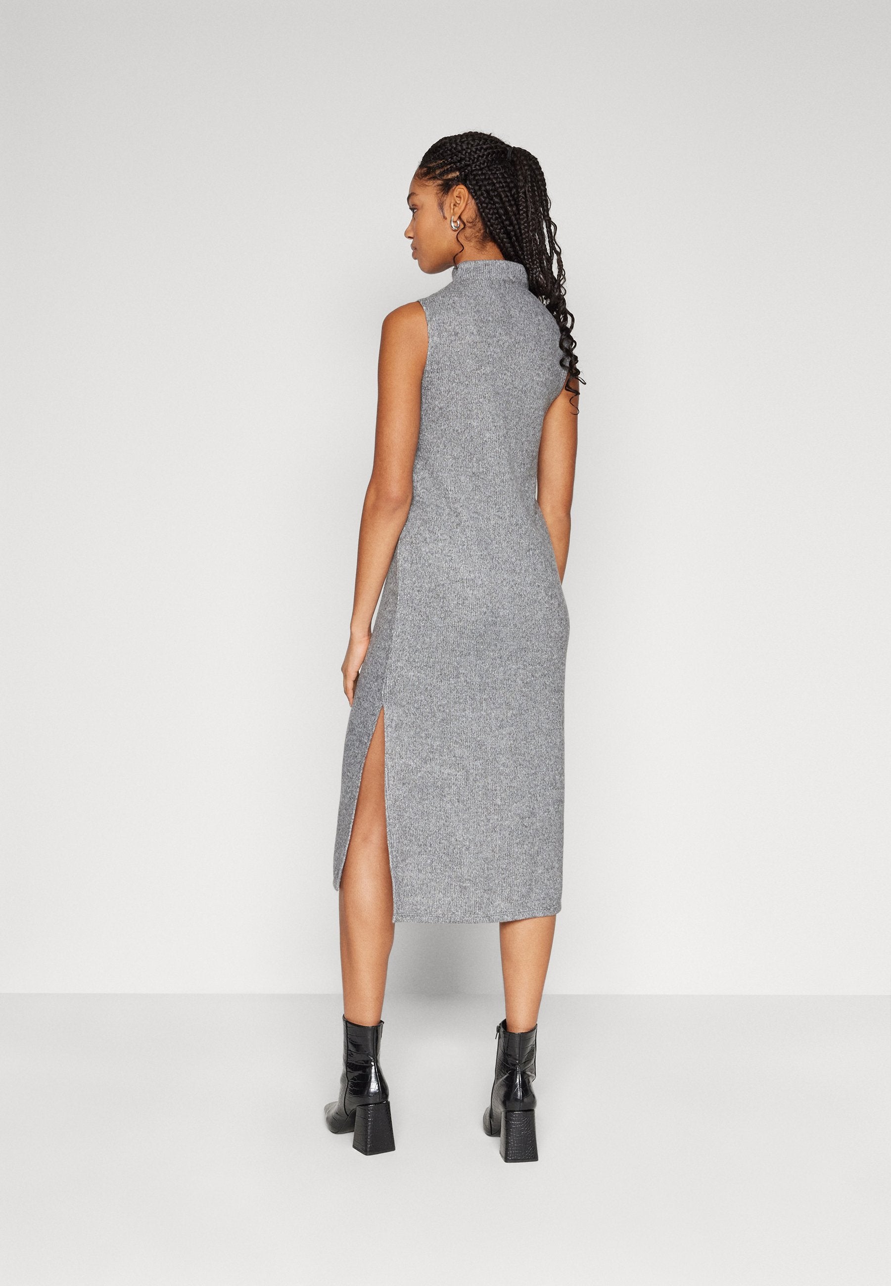 ONLLUCIA ZIP CALF DRESS Media 4