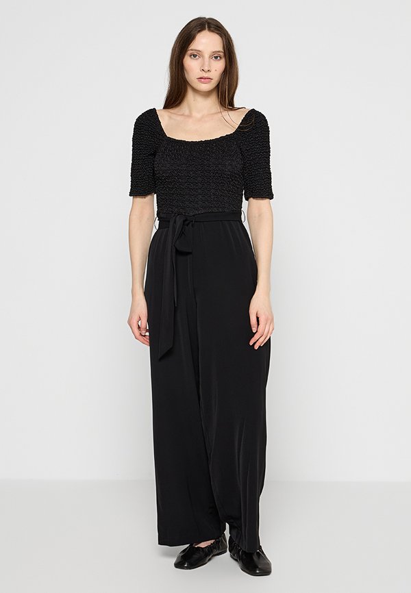 DKNY