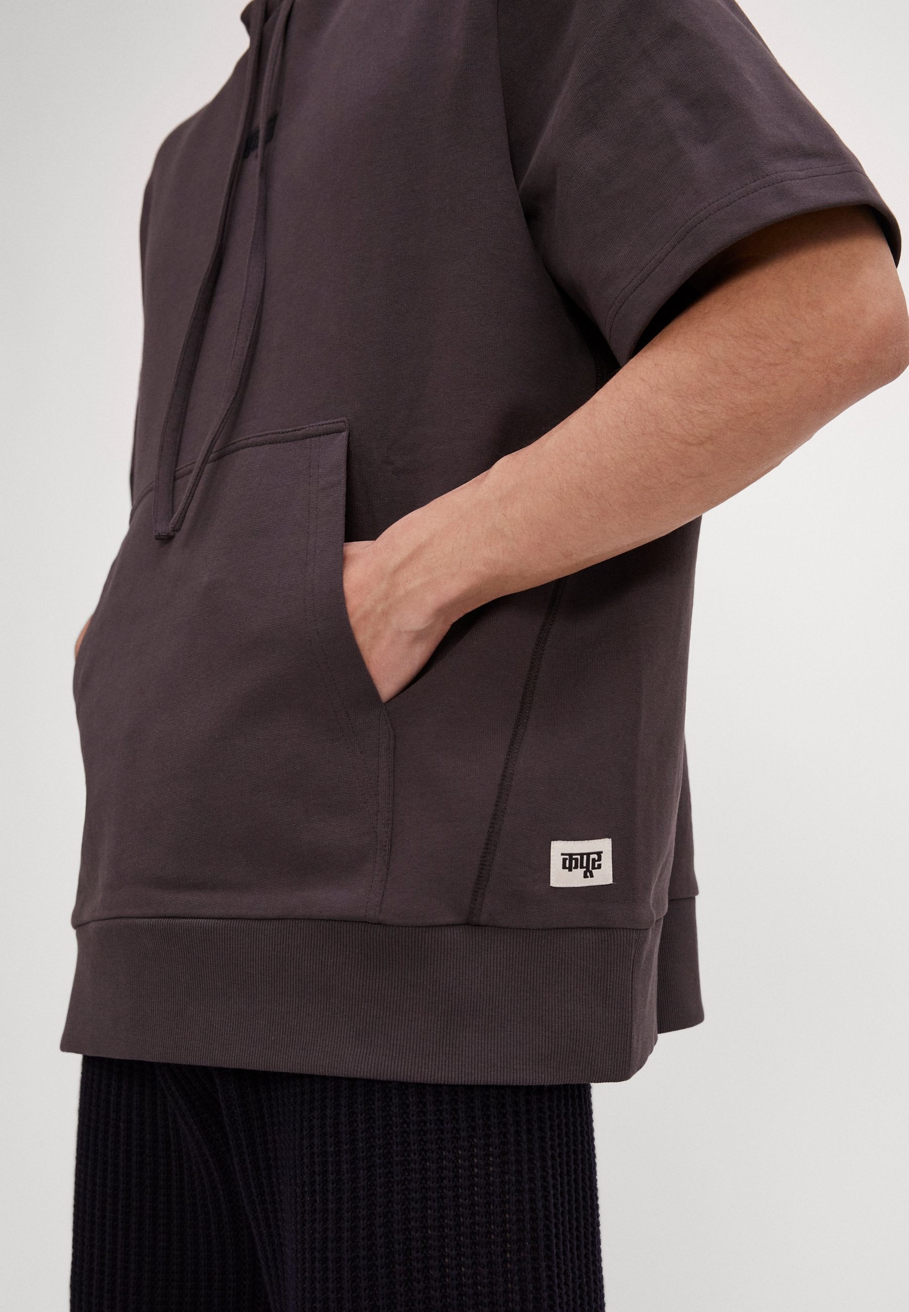 Dhruv Kapoor HALF SLEEVE LOGO UNISEX