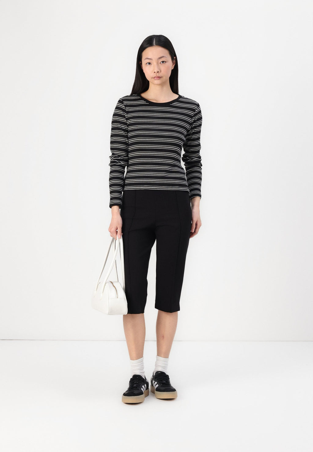 GAP CROP CREW