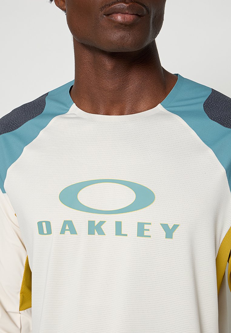 Oakley SEEKER EDGE