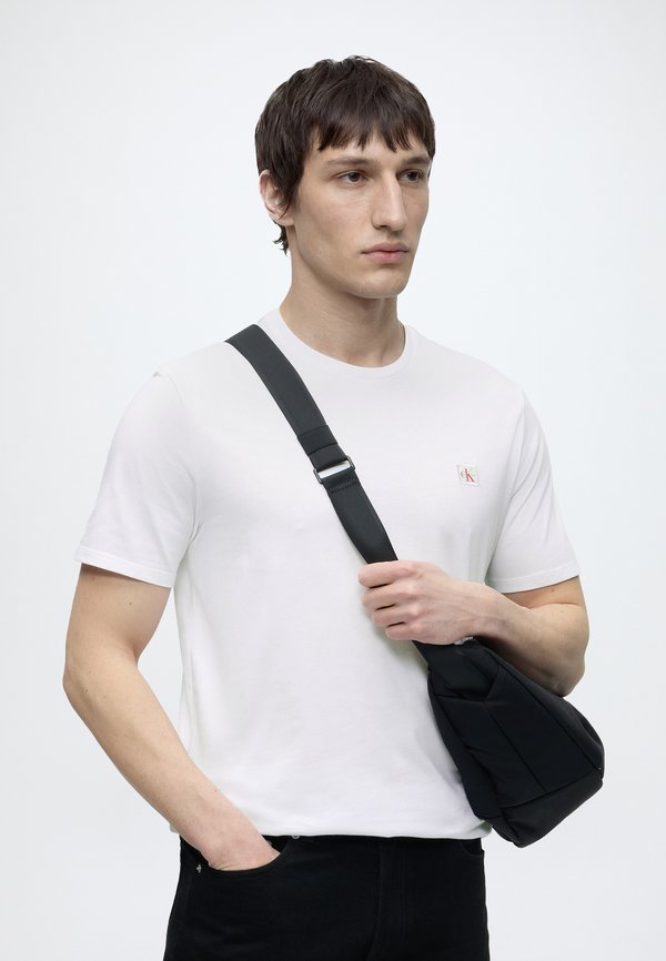 Calvin Klein Jeans 2 PACK