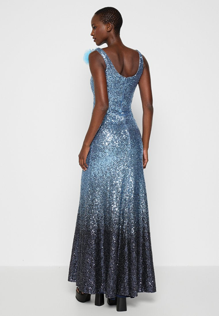 Pronovias LAKME