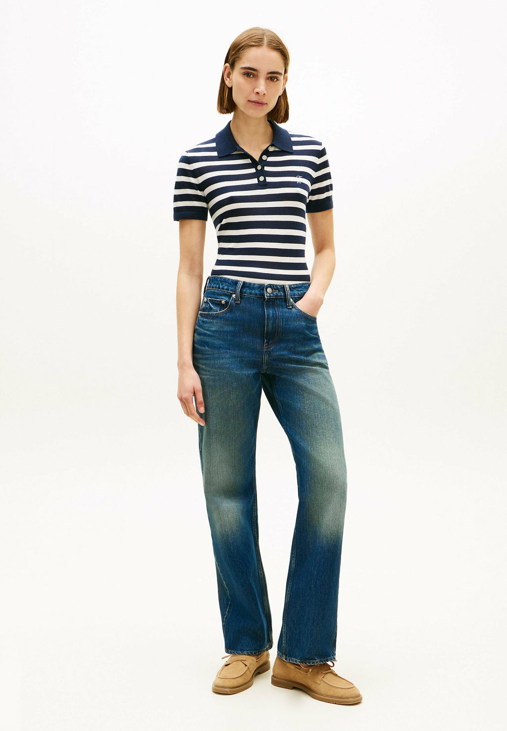 SHORT SLEEVE Media 2
