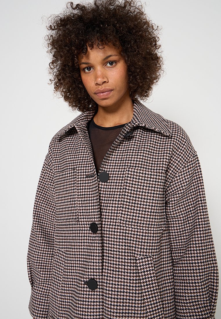 Armani Exchange Übergangsjacke Media 4