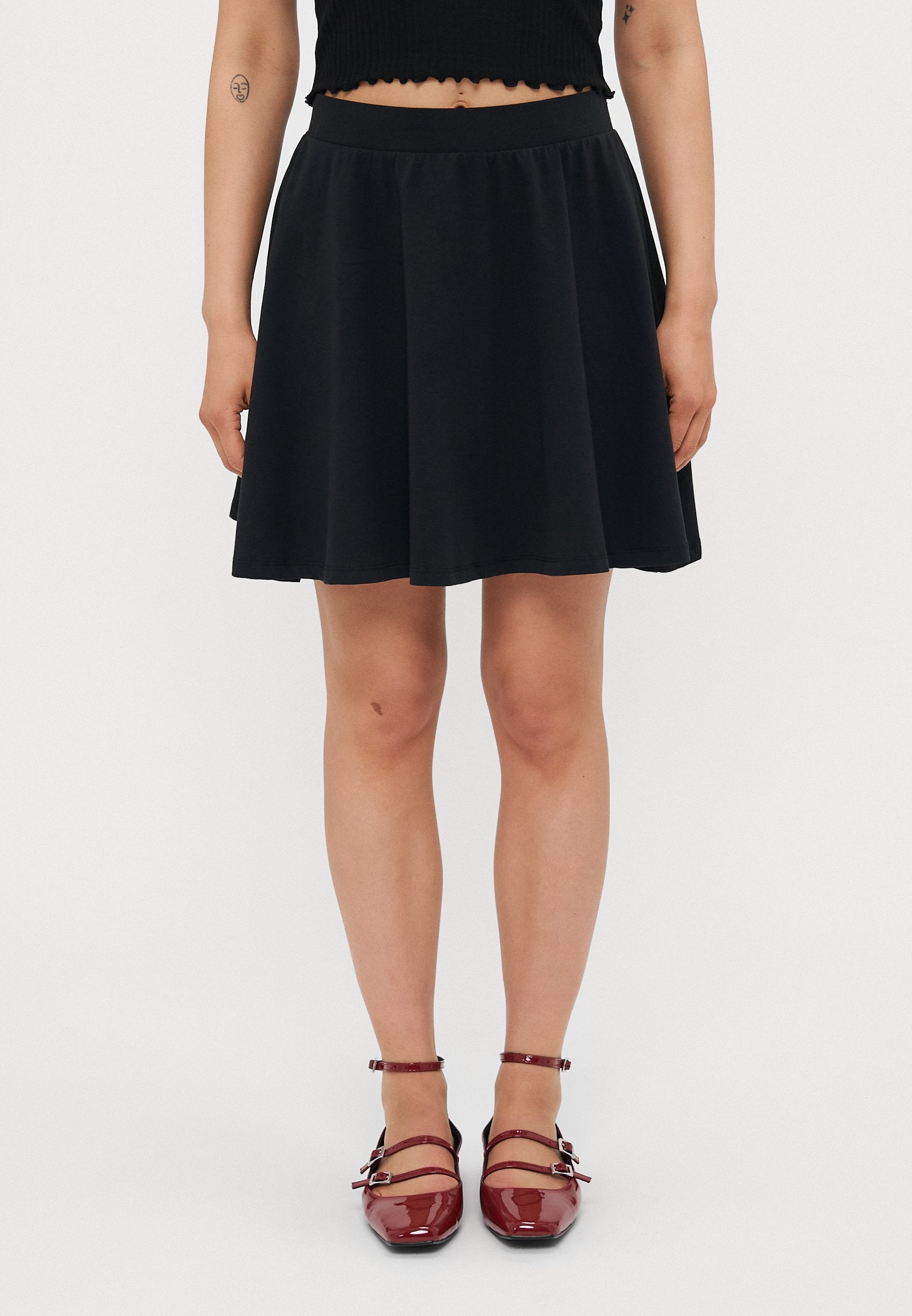 ONLLIVE LOVE SKATER SKIRT 2 PACK Media 3