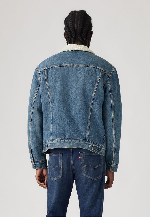 Levi's®