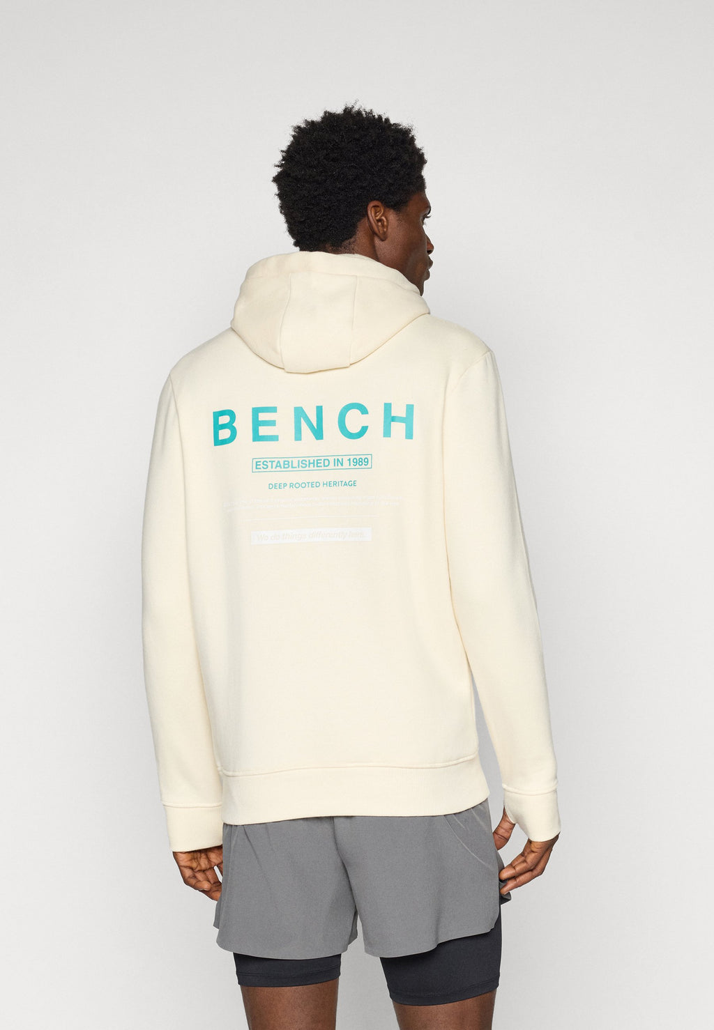Bench MANTI