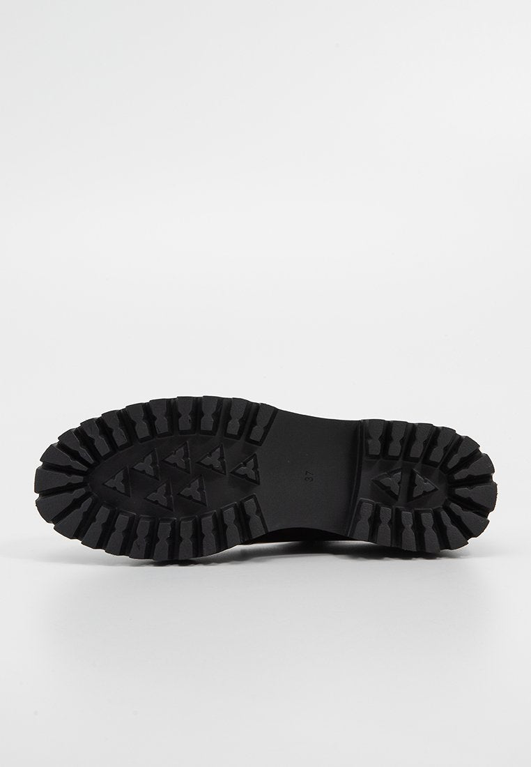 Jeffrey Campbell MARJ-HI