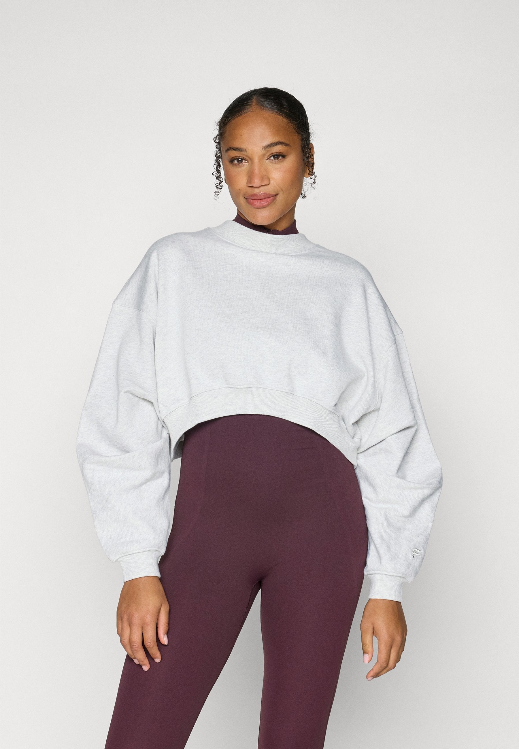 Fabletics WEEKEND CROPPED