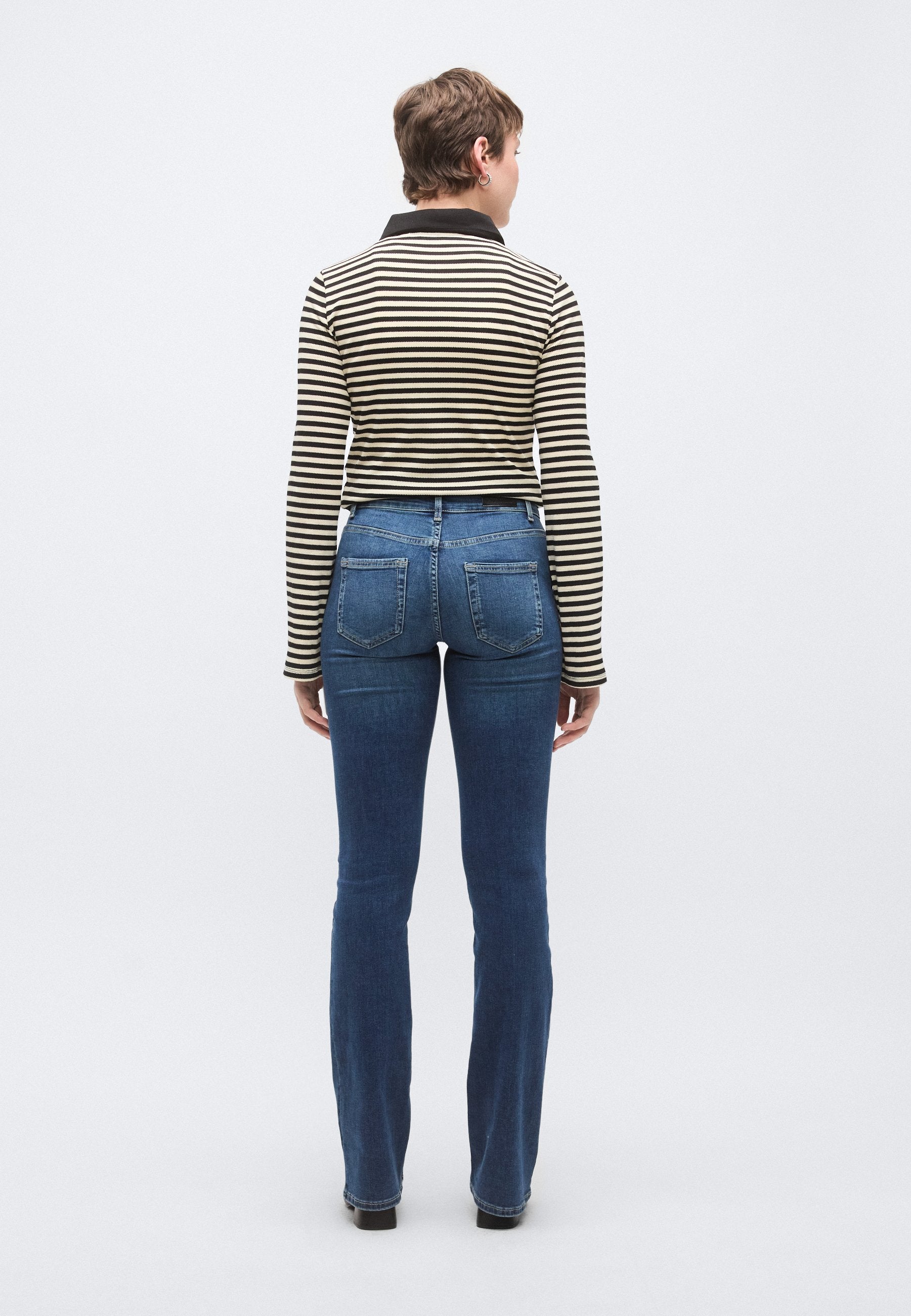ONLBLUSH MID WAIST Media 4