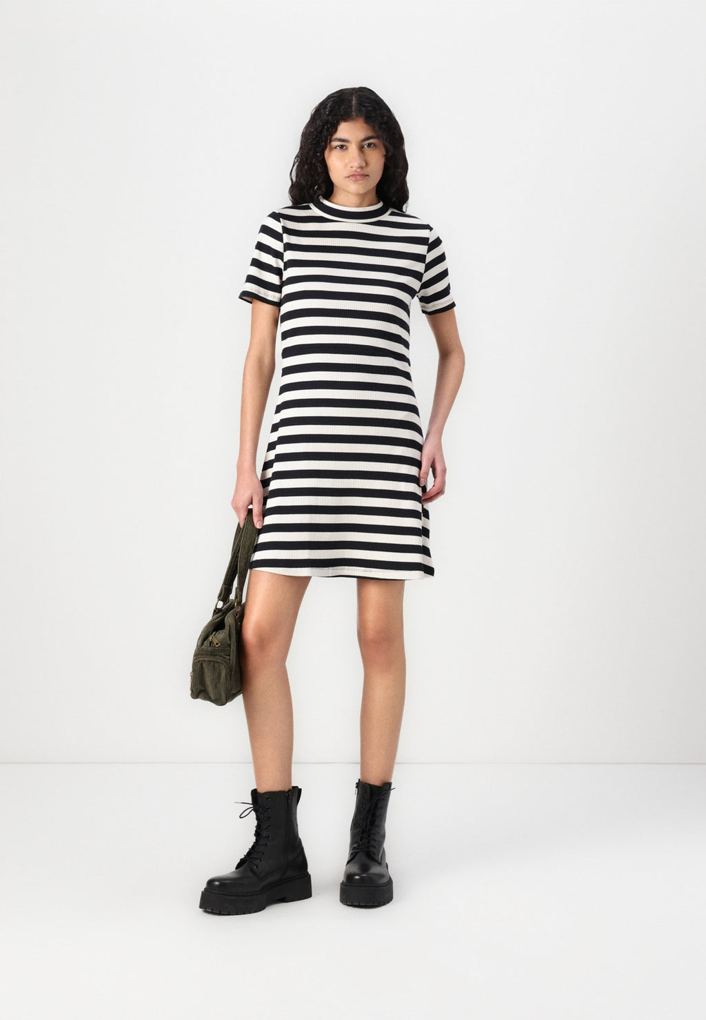 Noisy May NMELINOR SKATER DRESS