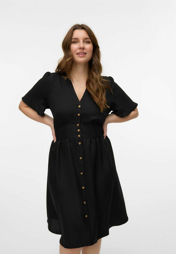 Vero Moda Curve VMCMELANEY Short - Shirt dress - black