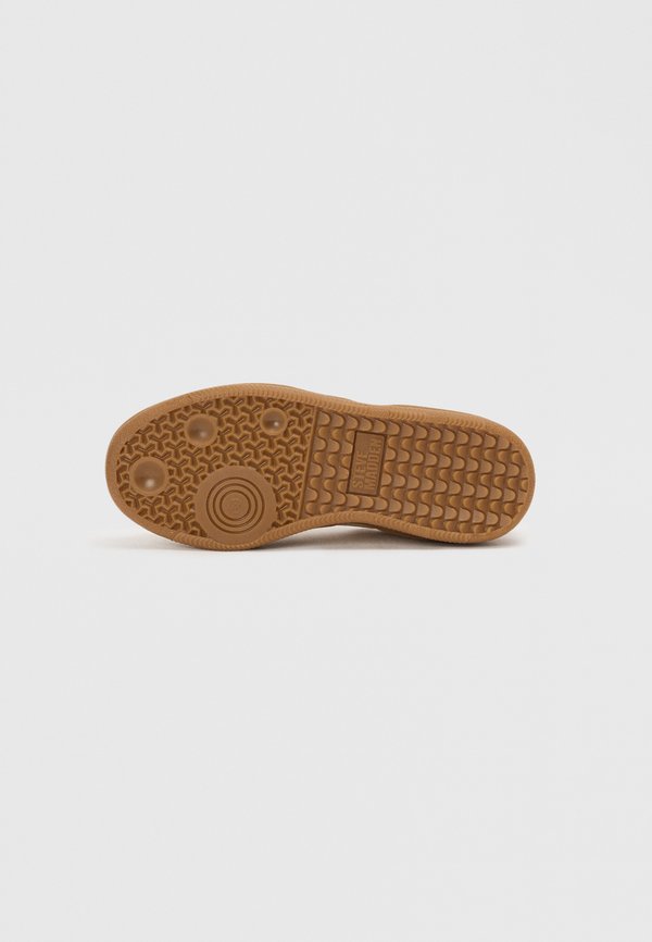 Steve Madden EUPHORIA