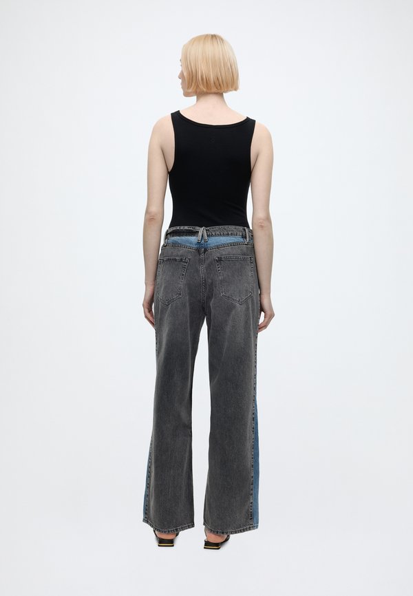 Good American GOOD STANDARD BAGGY JEANS