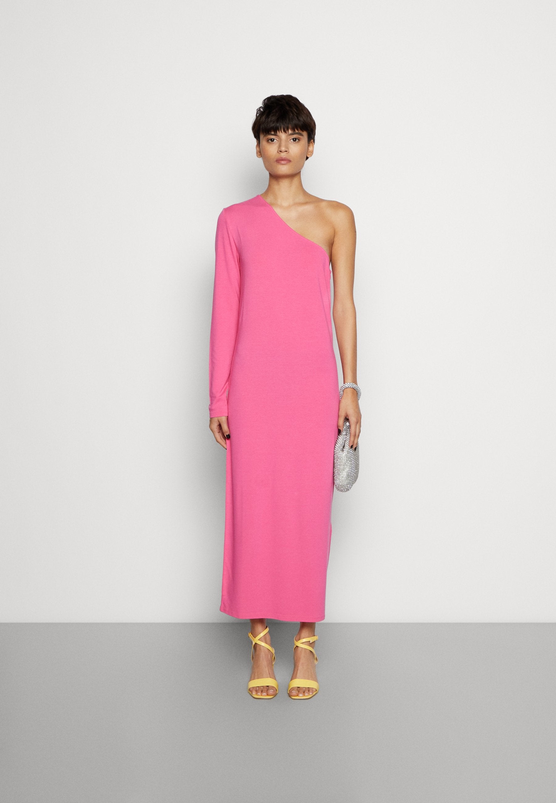 NU-IN  ASYMMETRICAL SLEEVE MIDI DRESS