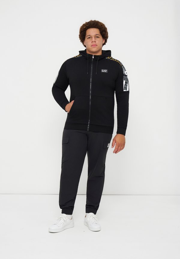 EA7 Emporio Armani