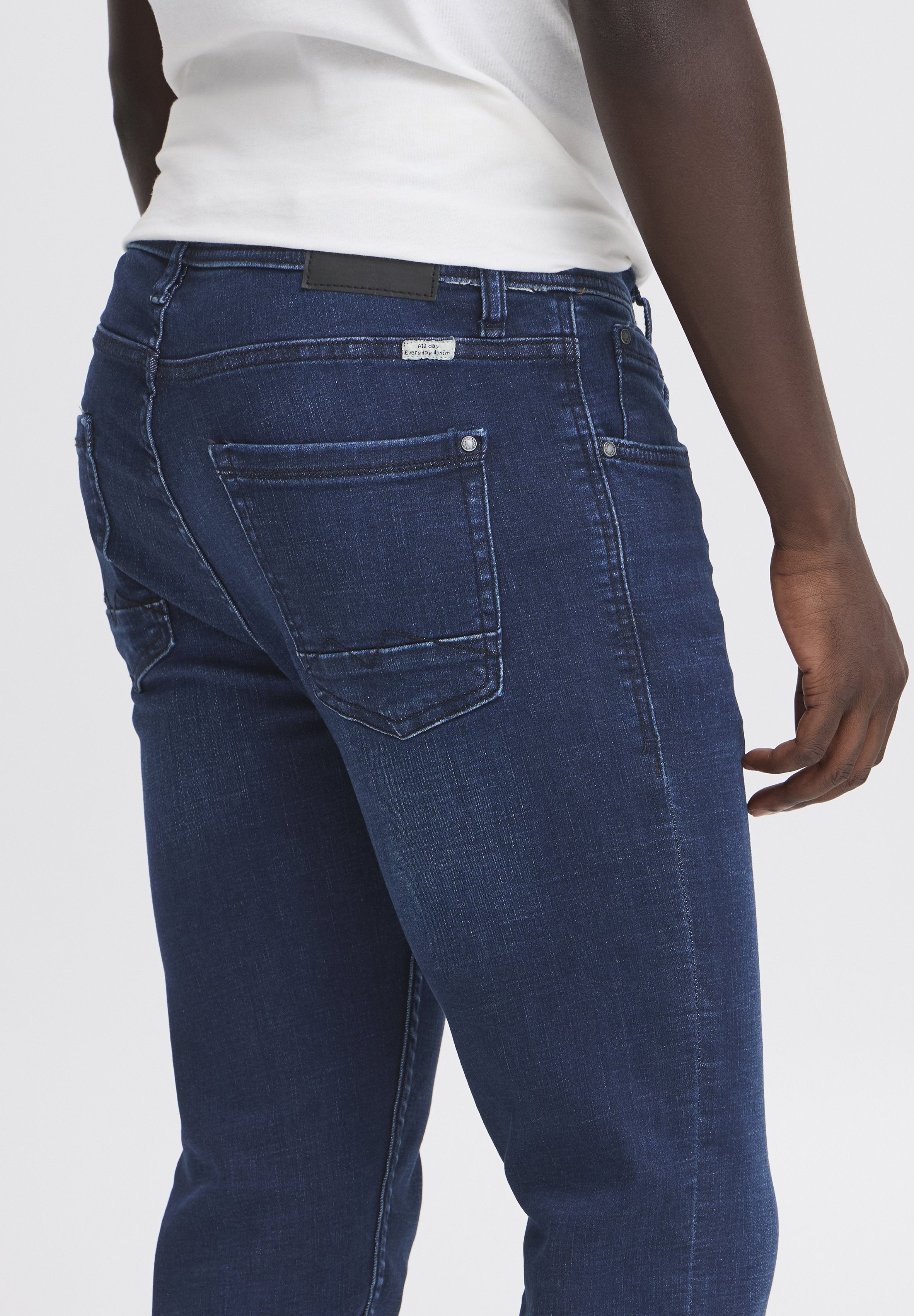 BHJET SLIM FIT DENIM Media 5