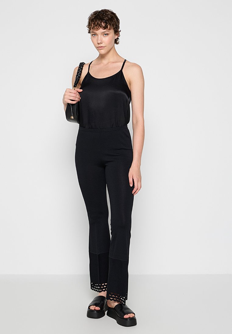 TWINSET