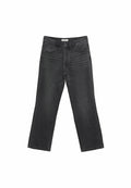 Schwarze Jeans aus Denim mit geradem Bein, ausgestattet mit einem Knopf- und Reißverschluss, fünf Taschen und subtiler Ausbleichung des Stoffes.