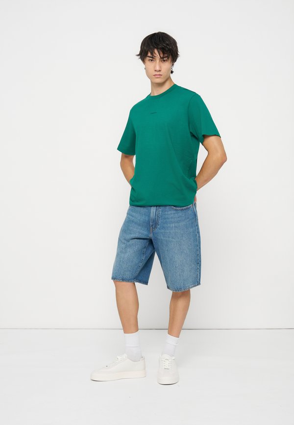 Calvin Klein Jeans
