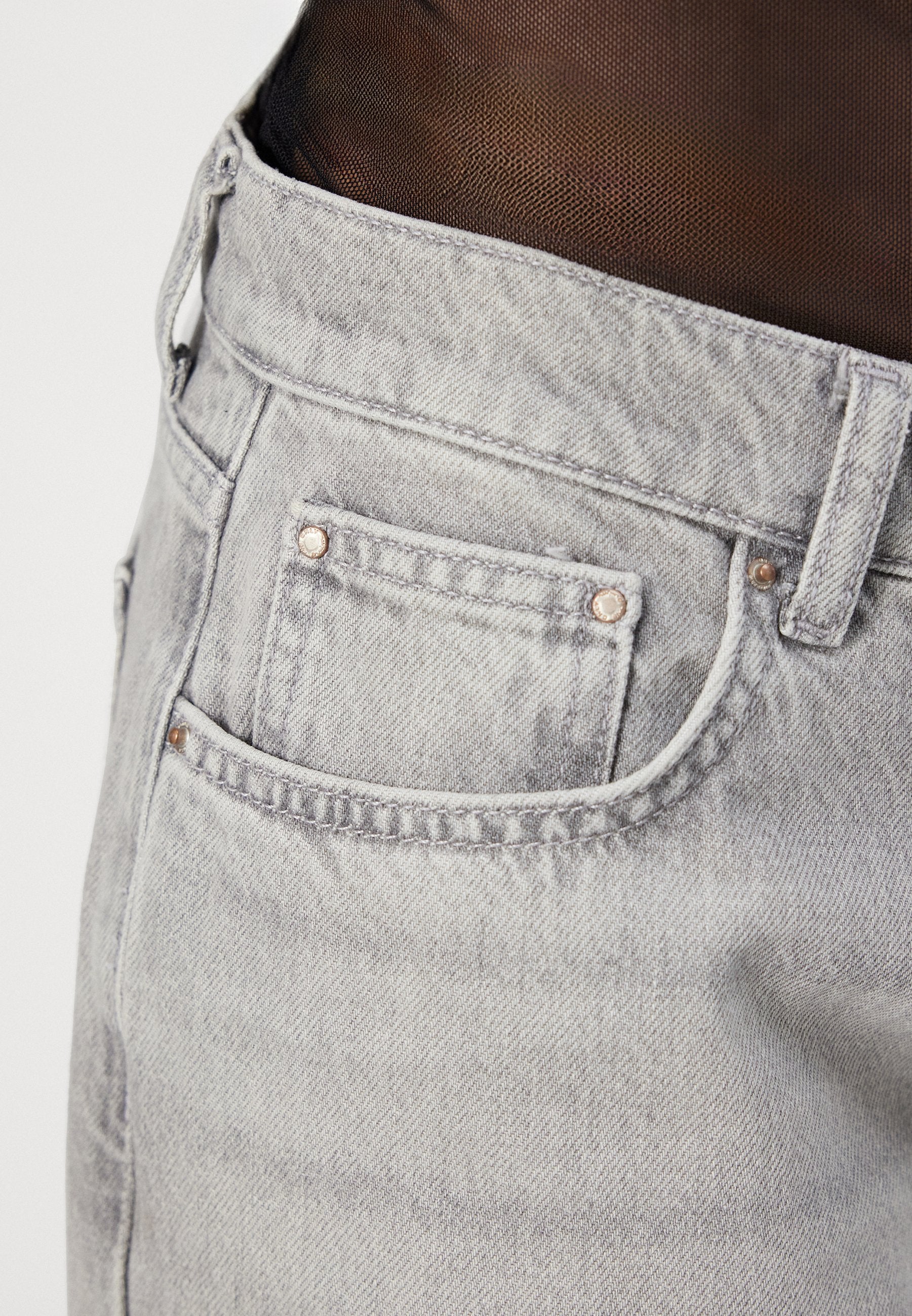 Straight fit ONLBRENDA Low waist Media 6
