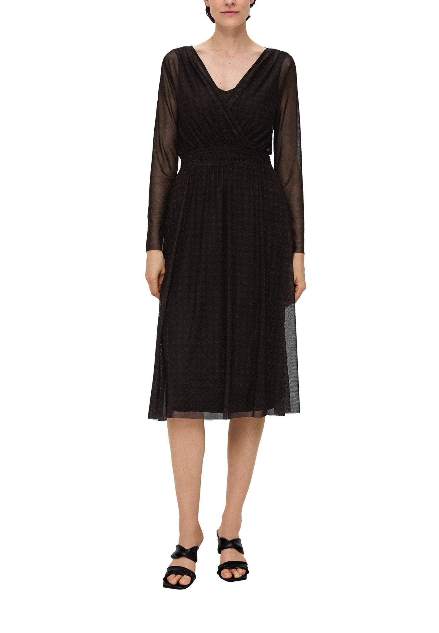 s.Oliver BLACK LABEL  MIT SMOK DETAIL
