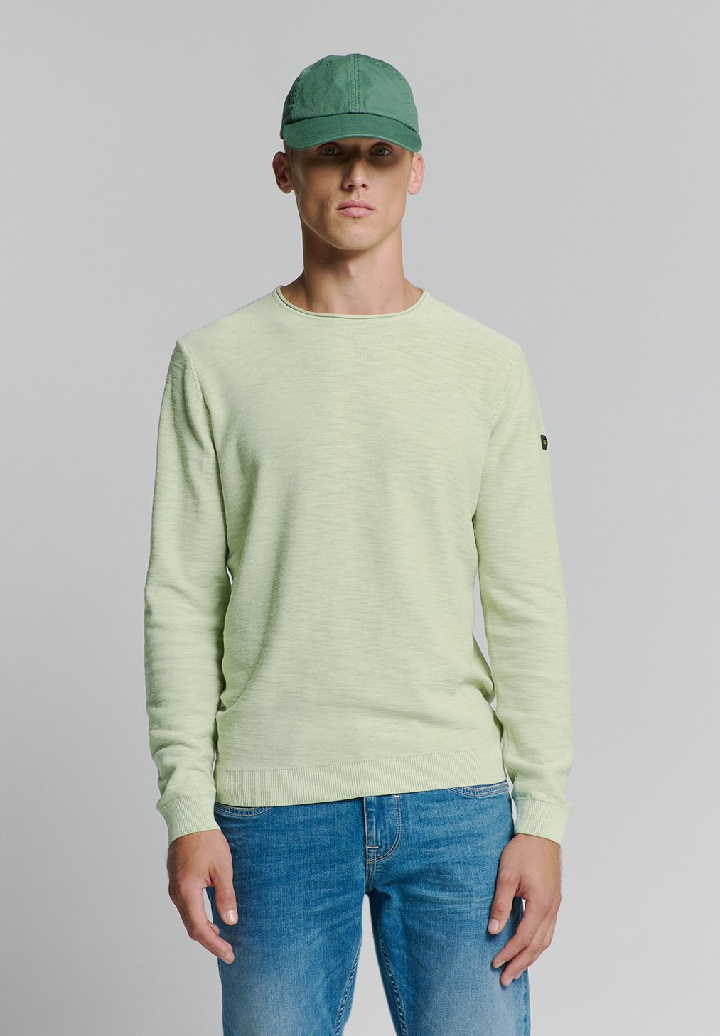 CREWNECK Media 3