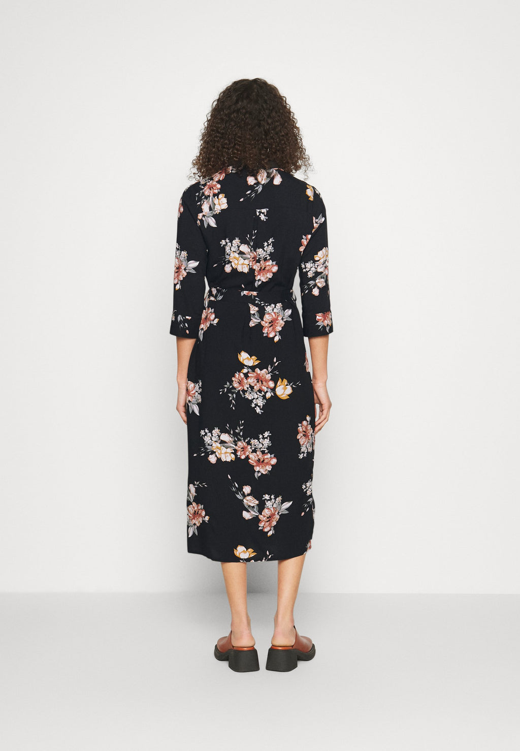 ONLNOVA DRESS  Media 4