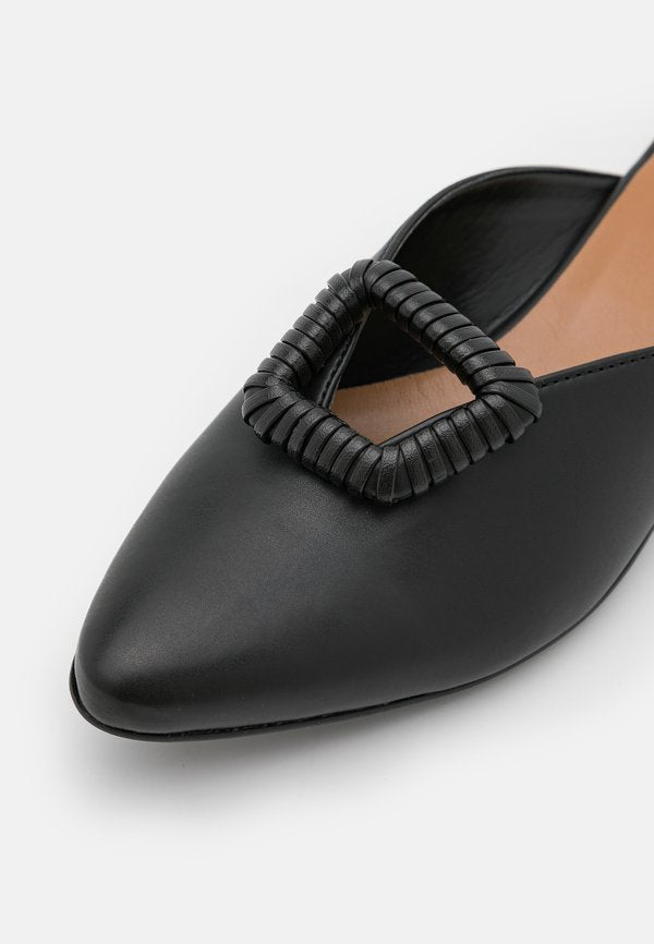 Ballūta SLIP ON MULE