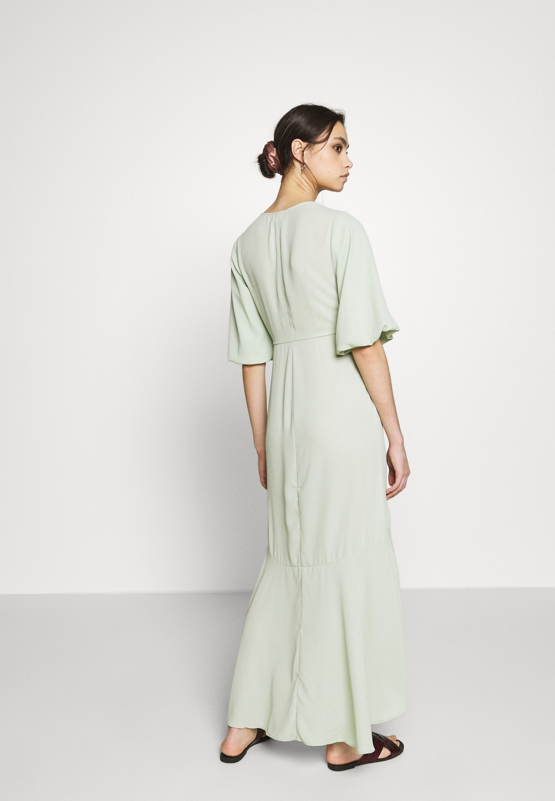 Who What Wear THE FISHTAIL DRESS