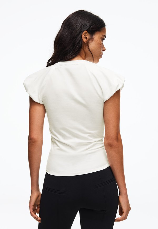 Bershka BALLOON RAGLAN SLEEVE - T-SHIRT - Basic T-shirt - white