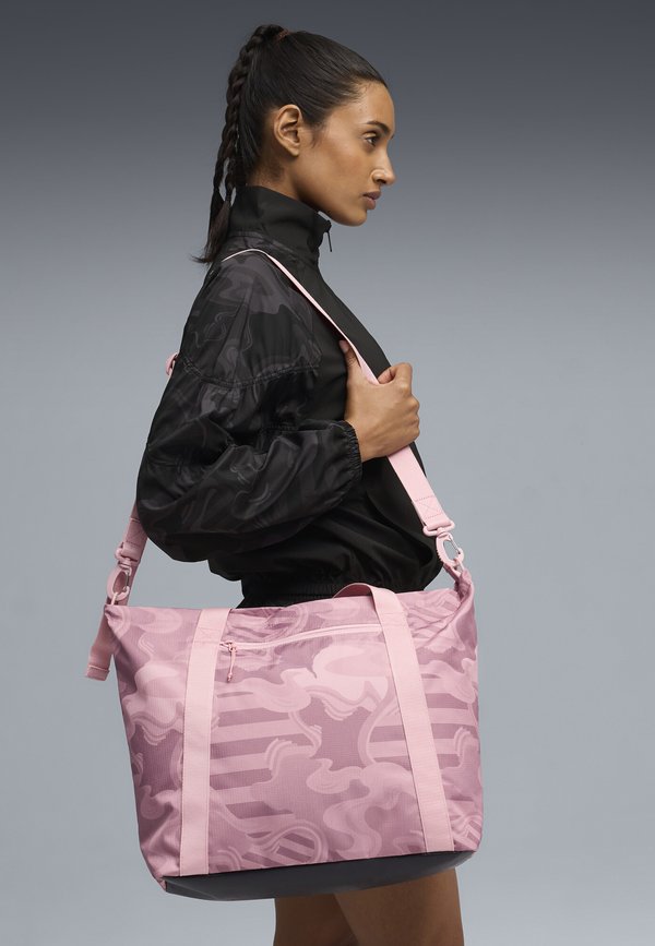 Puma ACTIVE TRAINING ESSENTIALS SHOPPER - Tote bag - rosy outlook-concept