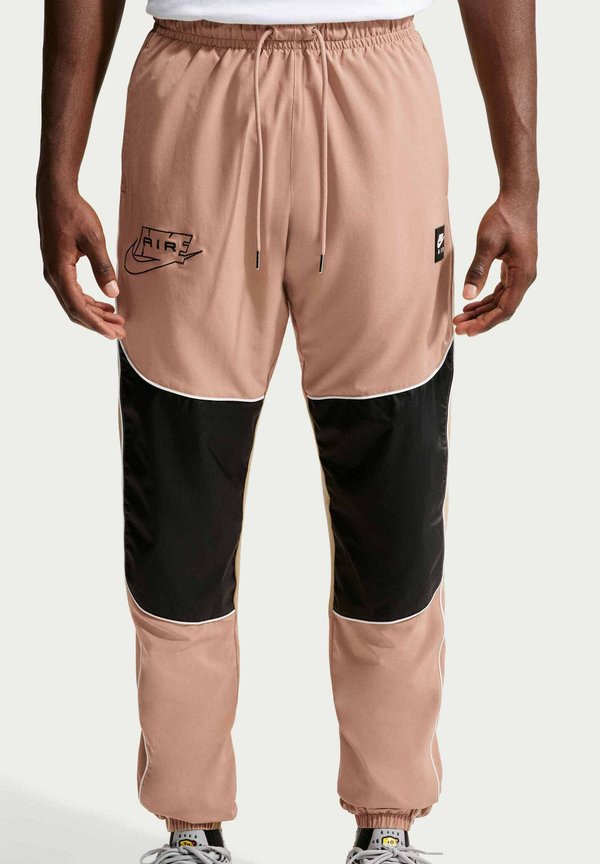 Nike Sportswear NIKE SPORTSWEAR MEN'S HYBRID UTILITY TROUSERS AIR - Trousers - hemp black white