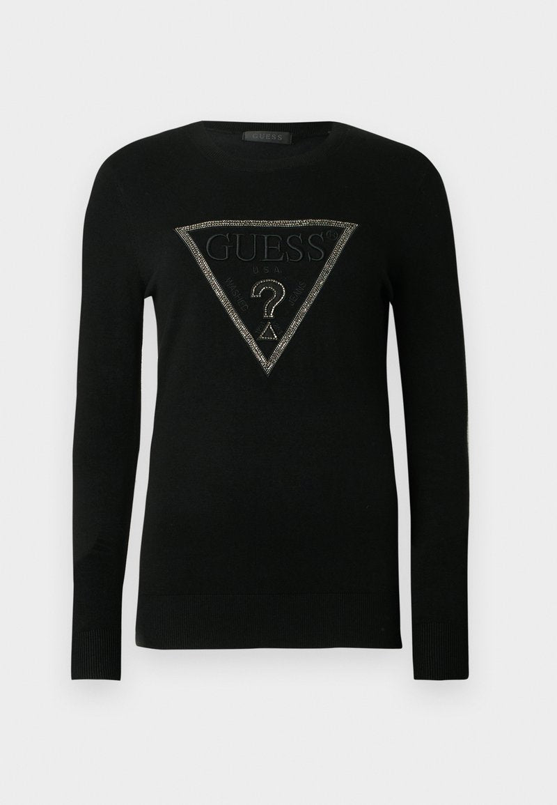 Schwarzer Strickpullover mit langen Ärmeln, der in der Mitte ein dreieckiges Logodesign mit metallischen Akzenten und einem gerippten Saum aufweist.