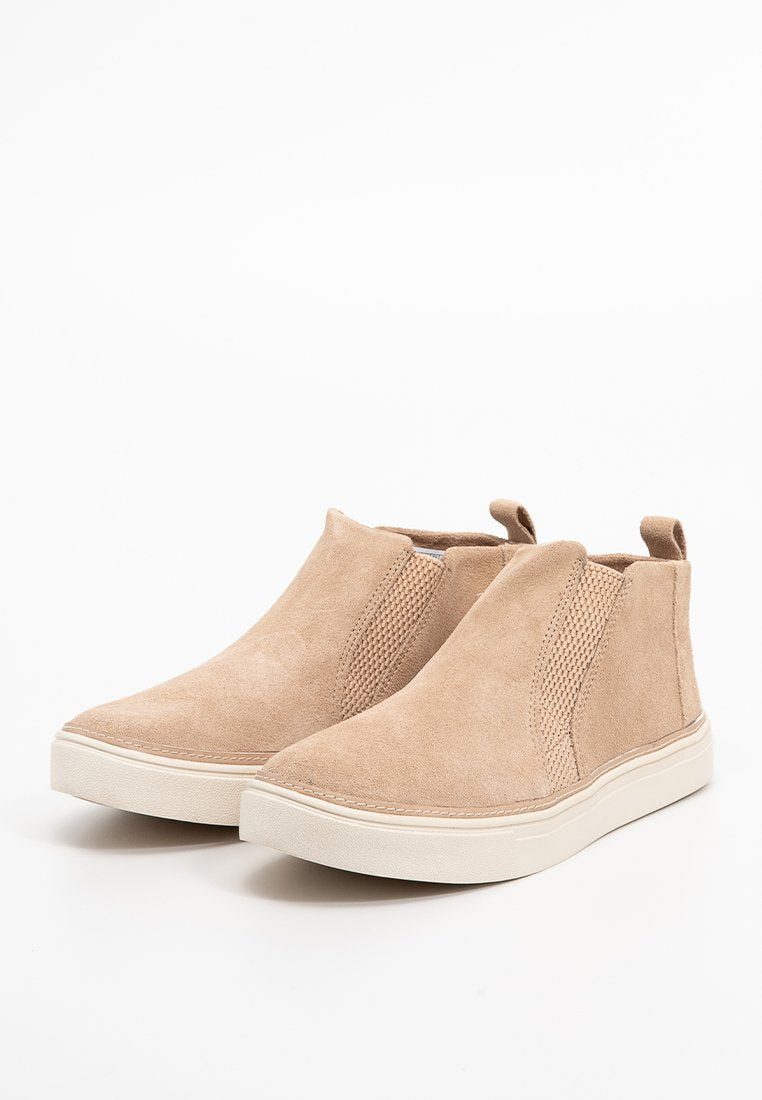 TOMS BRYCE