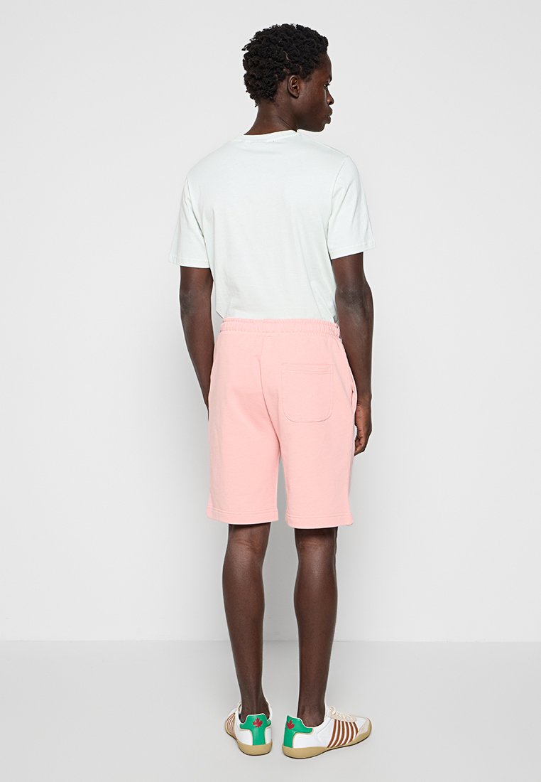 Lyle & Scott