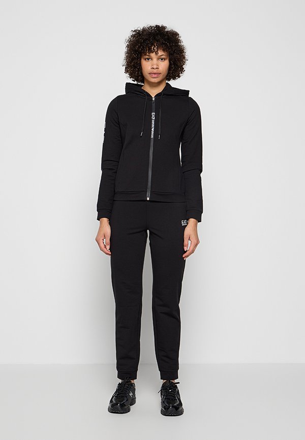EA7 Emporio Armani