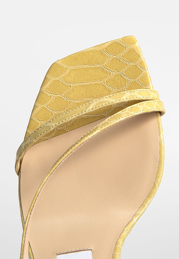 Jimmy Choo ART
