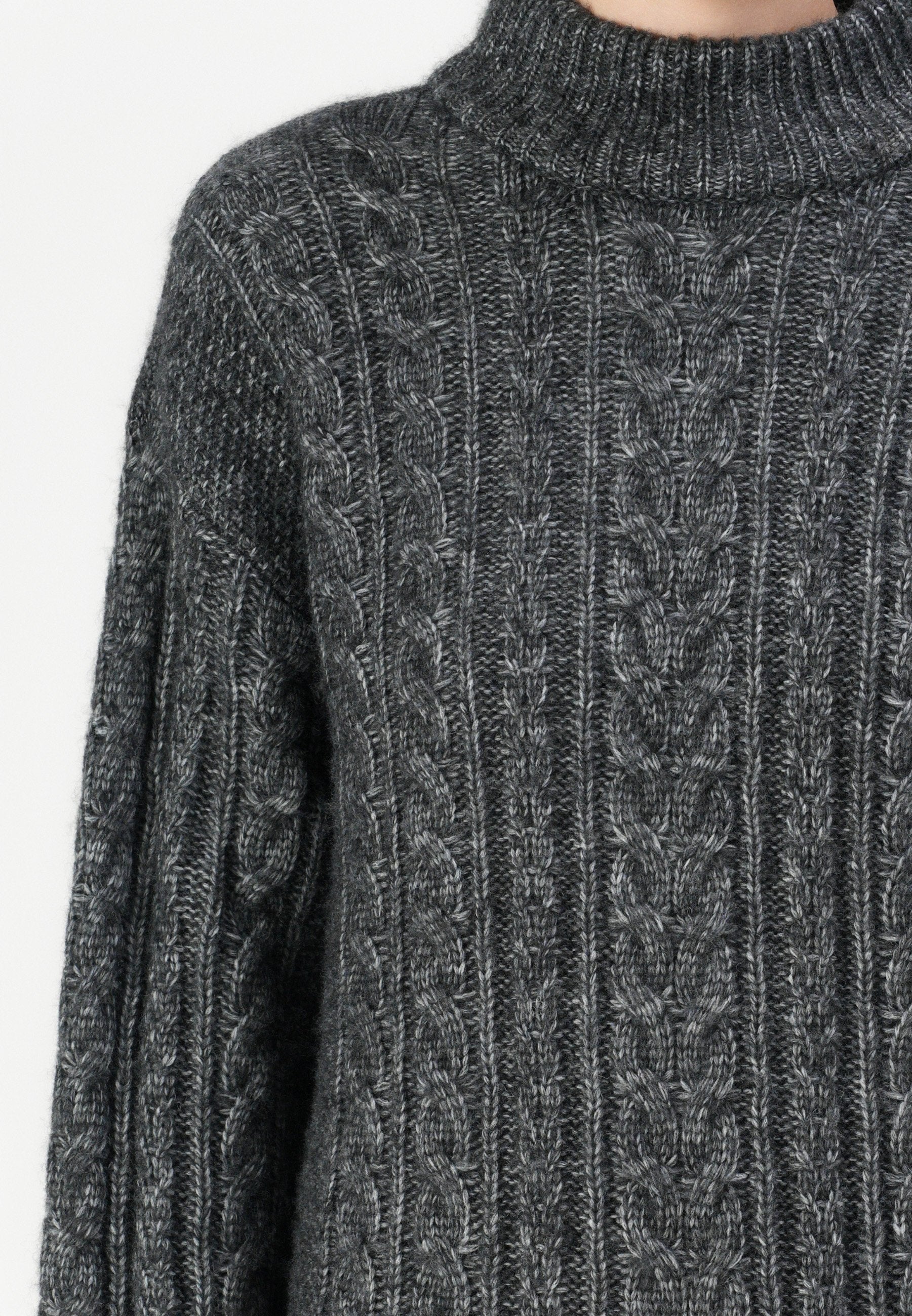 Knitted ONLIDA Short Media 6