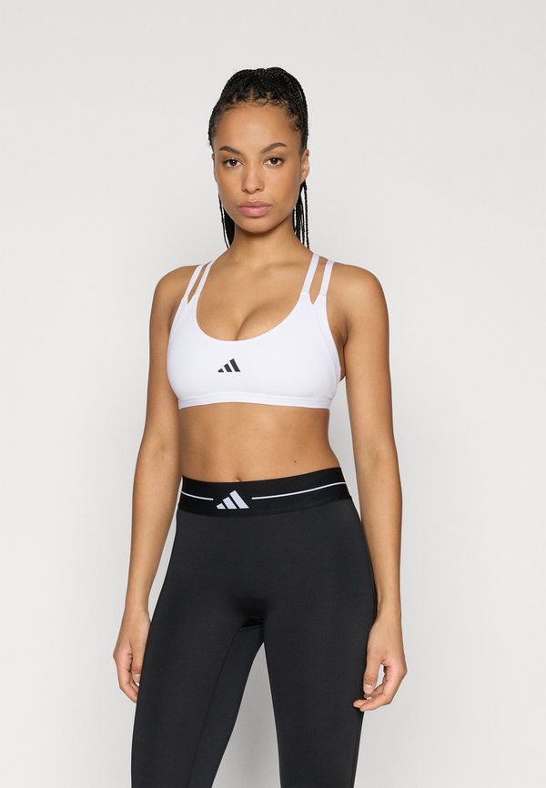 adidas Performance OPTIME WORKOUT STRAPPY LIGHT SUPPORT BRA - Light support sports bra - white