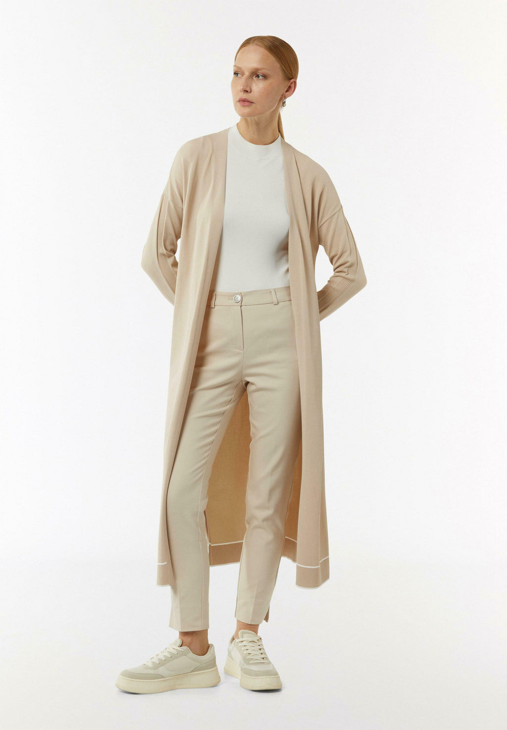 comma Strickjacke Media 2