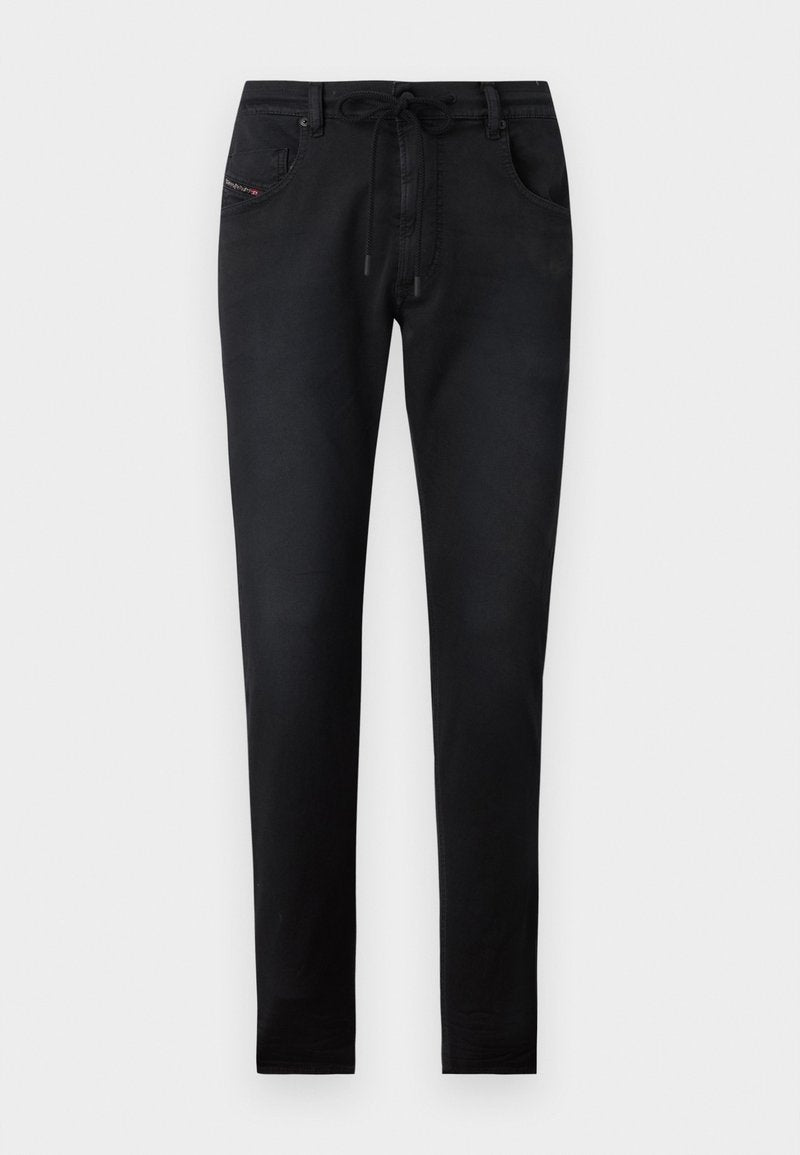 Schwarze Jeanshosen mit schlanker Passform, mit einem Kordelzugbund, zwei Fronttaschen und subtilen Stickdetails. Glatte Textur.