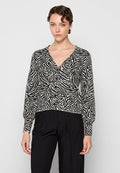 kate spade new york EARN YOUR STRIPES