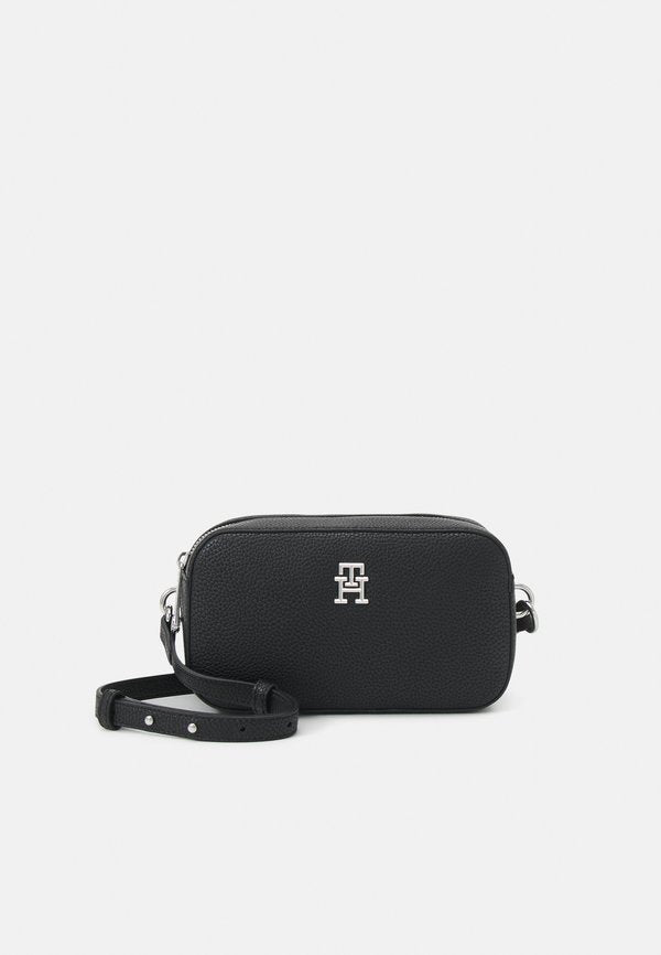 Tommy Hilfiger EMBLEM CAMERA BAG - Cross body bag - black